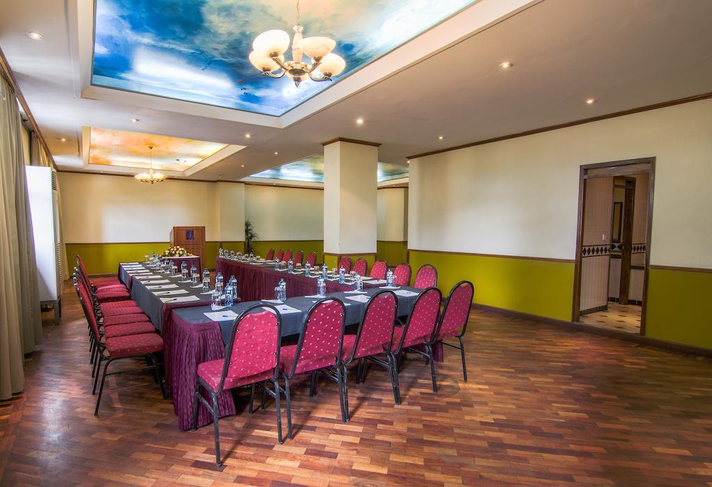 Sentrim 680 Hotel Nairobi Zewnętrze zdjęcie