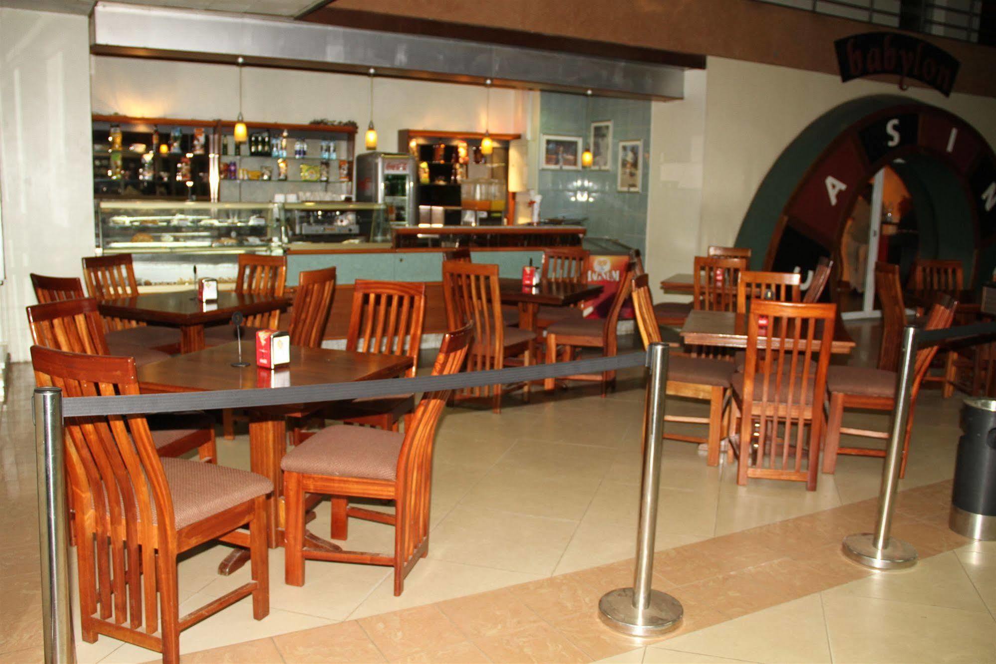 Sentrim 680 Hotel Nairobi Zewnętrze zdjęcie
