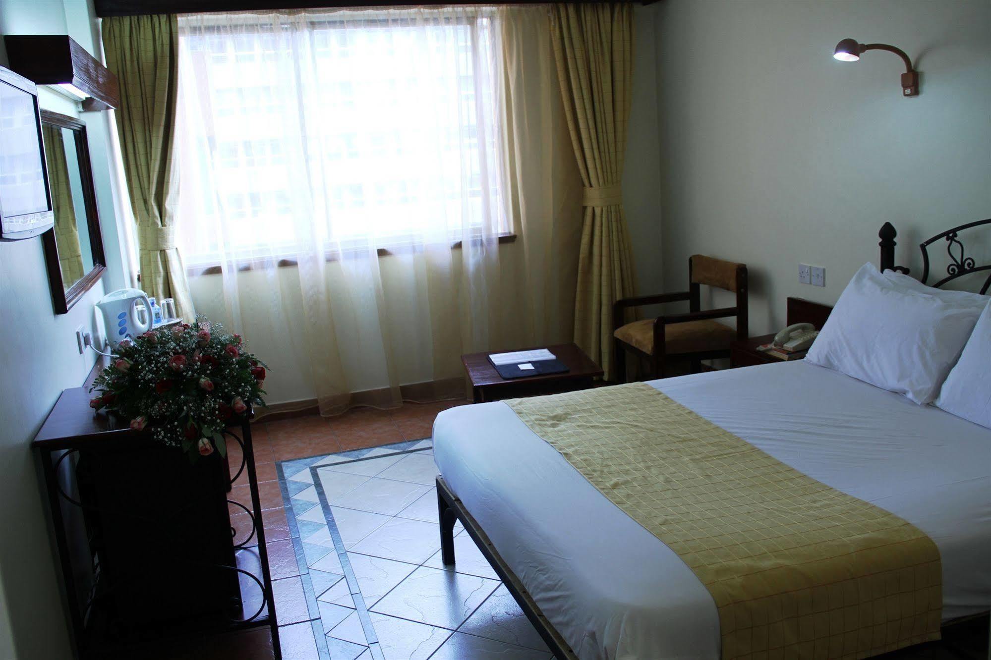 Sentrim 680 Hotel Nairobi Zewnętrze zdjęcie